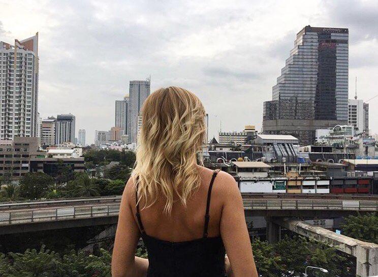 Good One Poshtel & Cafe Bar Vandrehjem Bangkok Eksteriør billede